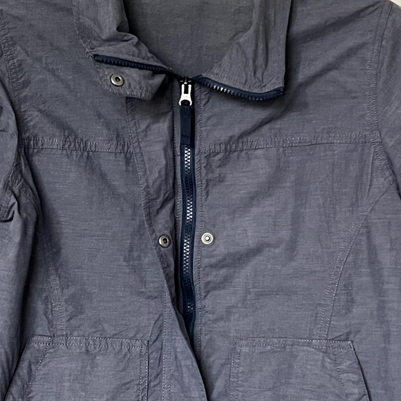 Eddie Bauer Women's Lightweight Windbreaker  Zip Down Jacket Size M - Picture 3 of 10